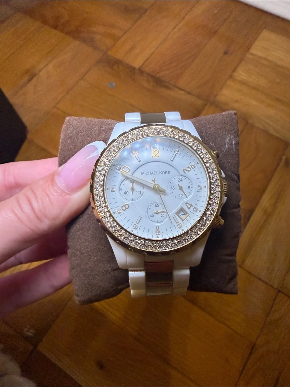 Michael Kors White and Gold Crystal Bezel Women's Watch